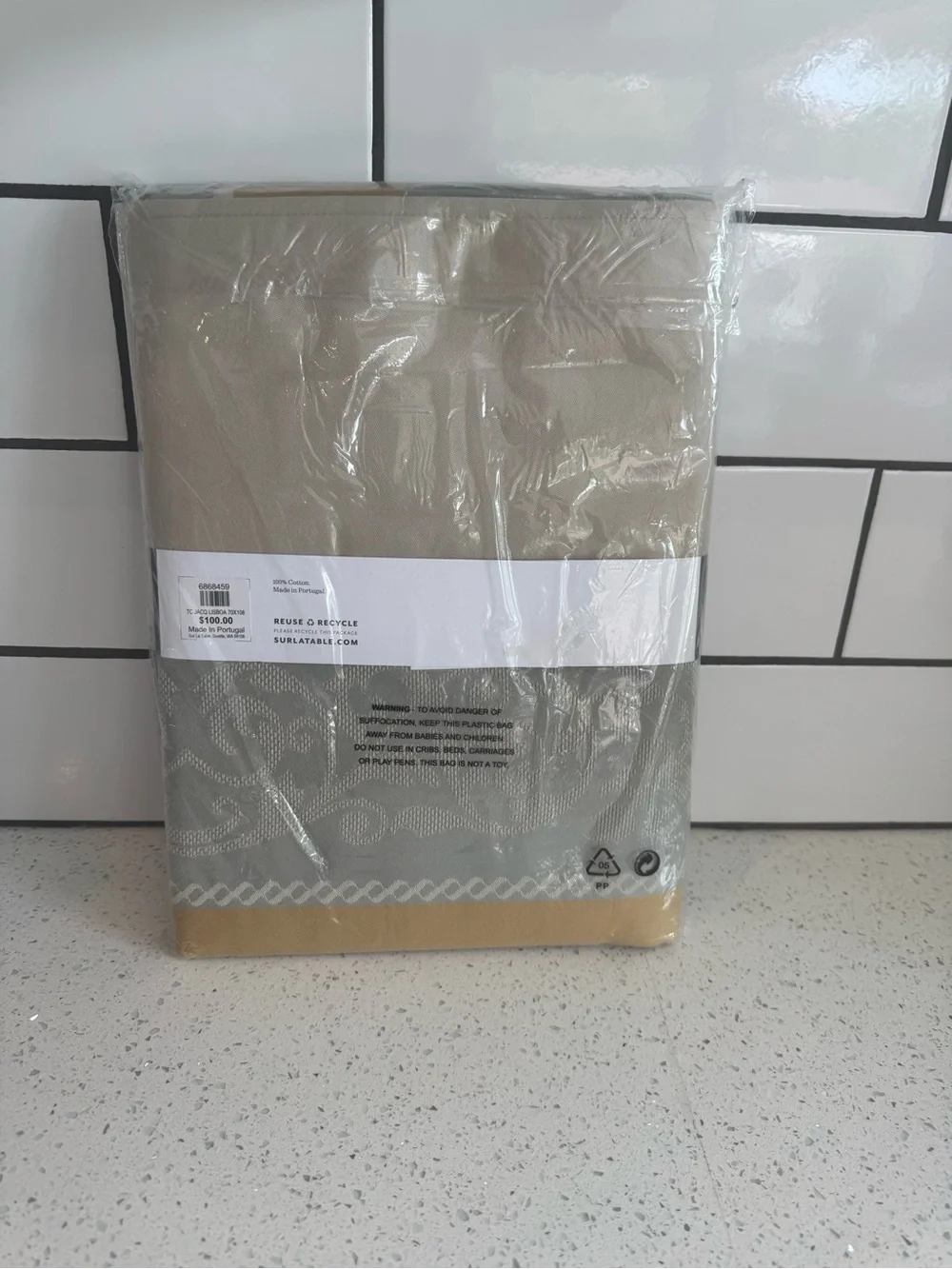Sur La Table Lisboa Jacquard Tablecloth 70” x 108” NWT